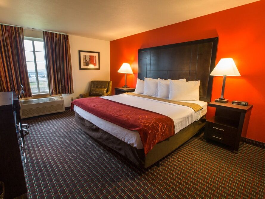 Picture of Bridgeway Inn & Suites Sublimity (Salem Area)
