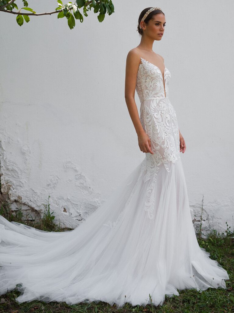 Vintage Fit-and-Flare Wedding Dresses