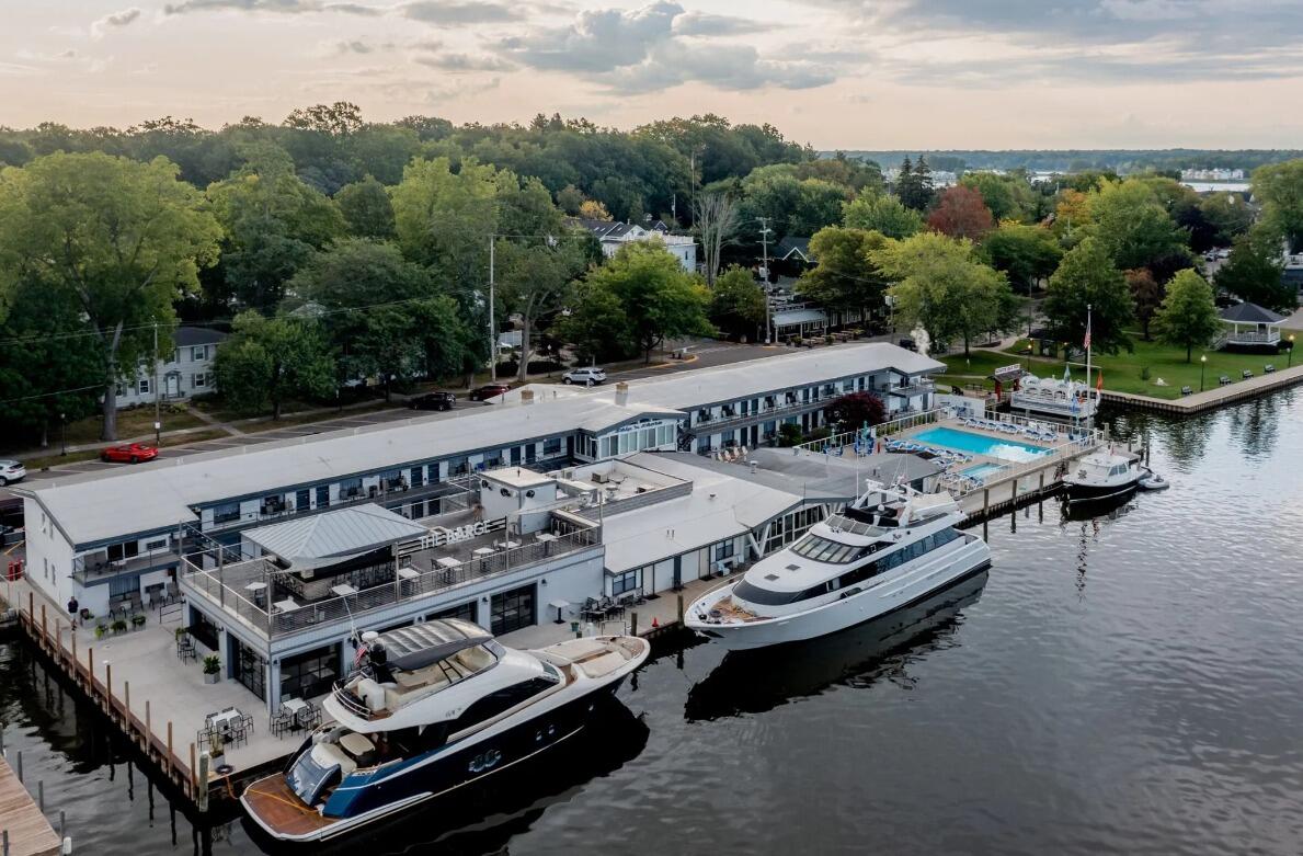 Picture of Ship & Shore Hotel 