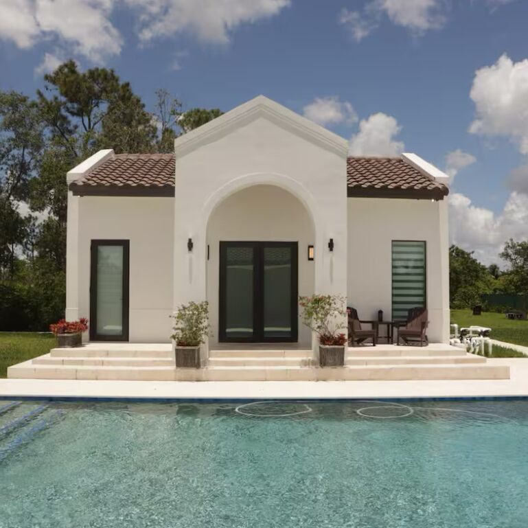 Picture of 2BD/1BA Modern Casita | Entire Guesthouse with Pool
