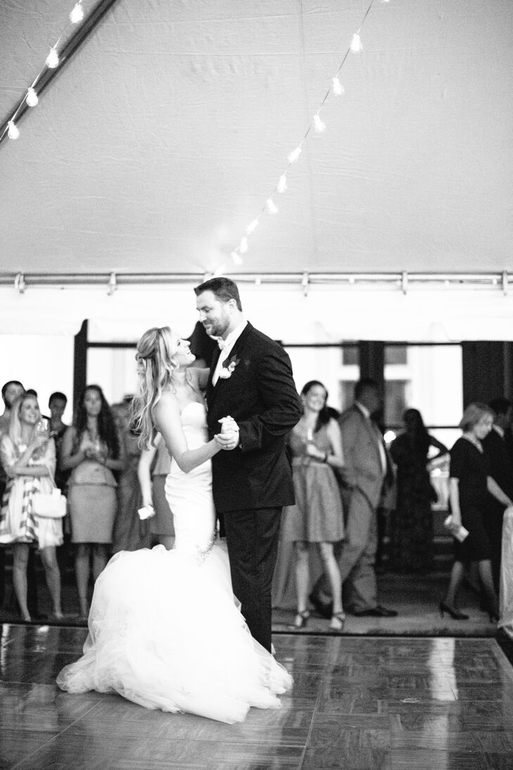 The bride and groom danced to the Arctic Monkeys' version of "Baby I'm Yours."