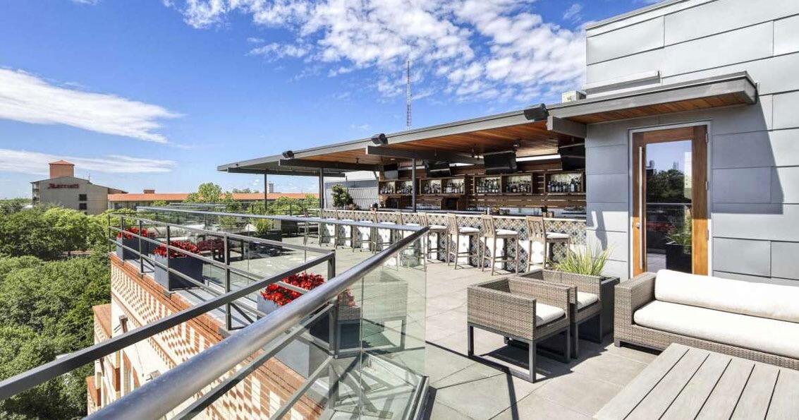 Picture of Fairmount Rooftop Oyster Bar