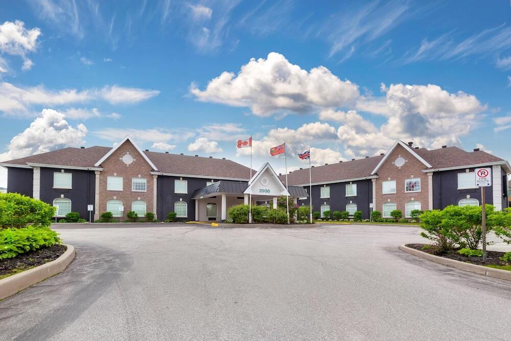 Picture of Quality Inn and Suites Oakville-Mississauga