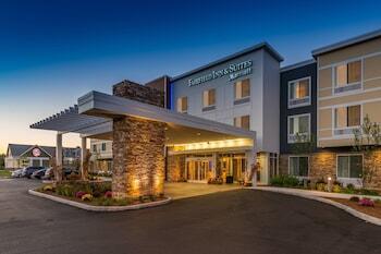 Picture of Fairfield by Marriott Inn & Suites Plymouth White Mountains