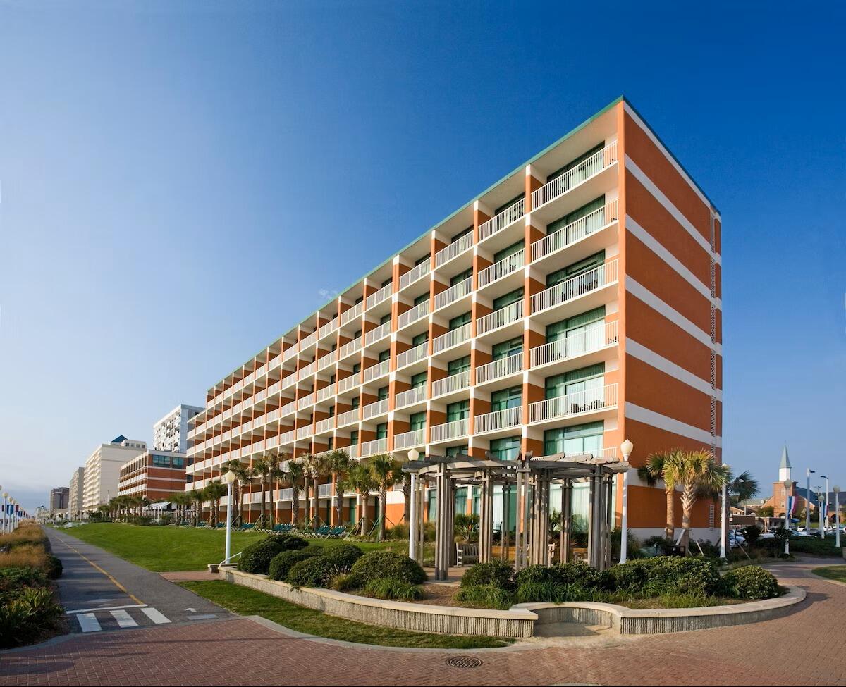 Picture of Holiday Inn & Suites Virginia Beach Oceanfront
