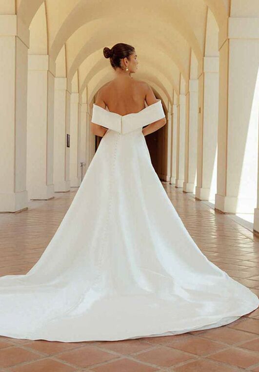 Essense of Australia D3631 A-Line Wedding Dress - 6