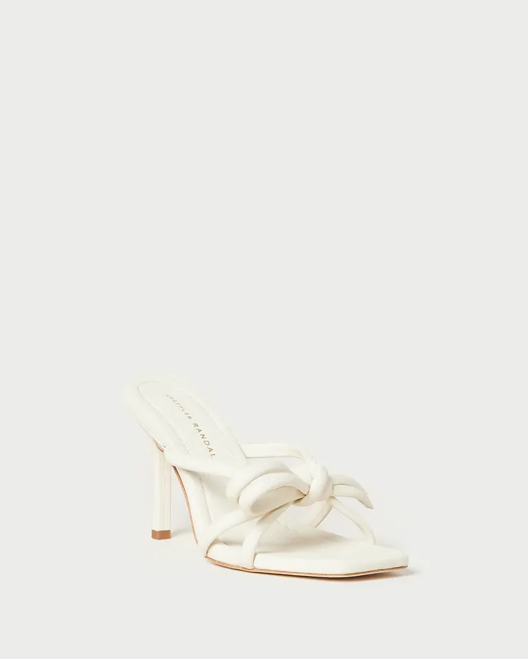 Italian leather pump with bow on front