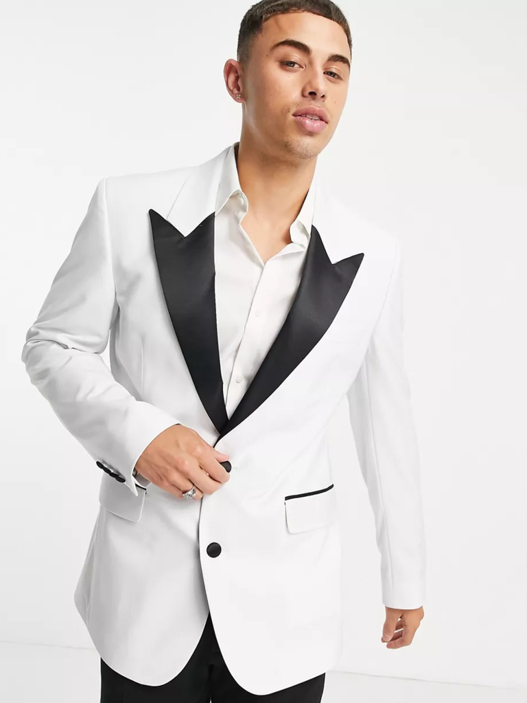 22 White Wedding Tuxedos That Are Undeniably Cool