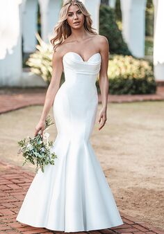 Allure Romance R3756 Fit-and-Flare Wedding Dress