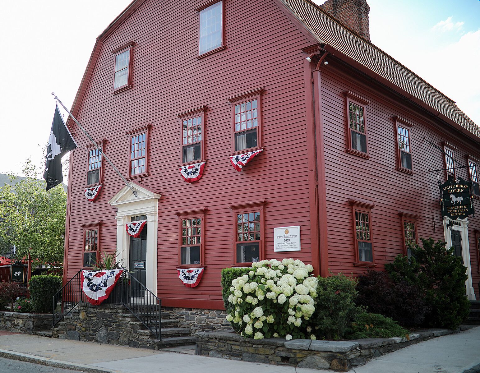 Picture of White Horse Tavern