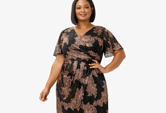 Wrap dress with short sleeves and floral pattern