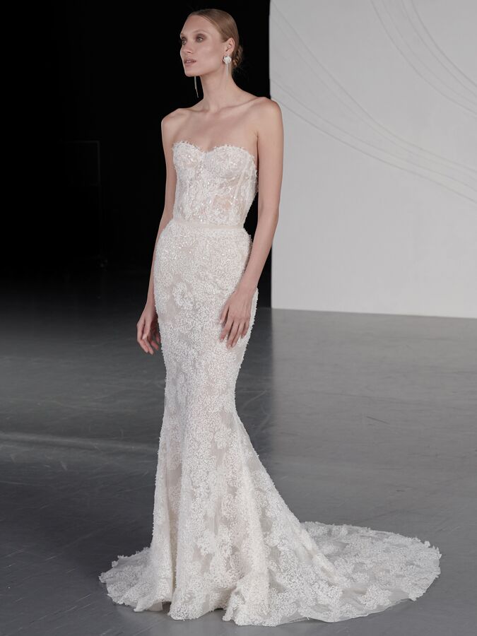Mira Zwillinger strapless fitted wedding dress with sweetheart neckline