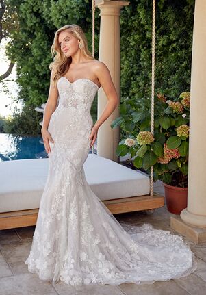 Casablanca Bridal Style 2438 Angelina Mermaid Wedding Dress