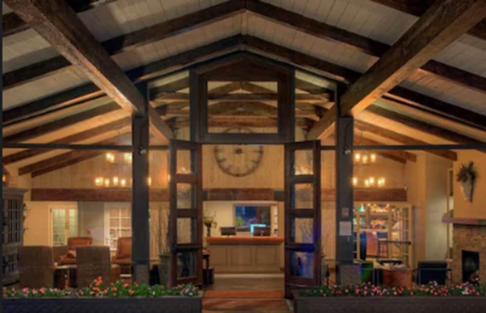 Picture of Inn At Pasatiempo