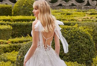 Wedding Hair Trend Long Effortless Waves