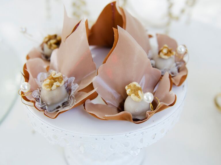 Pearl-inspired dessert idea for bridal shower. 