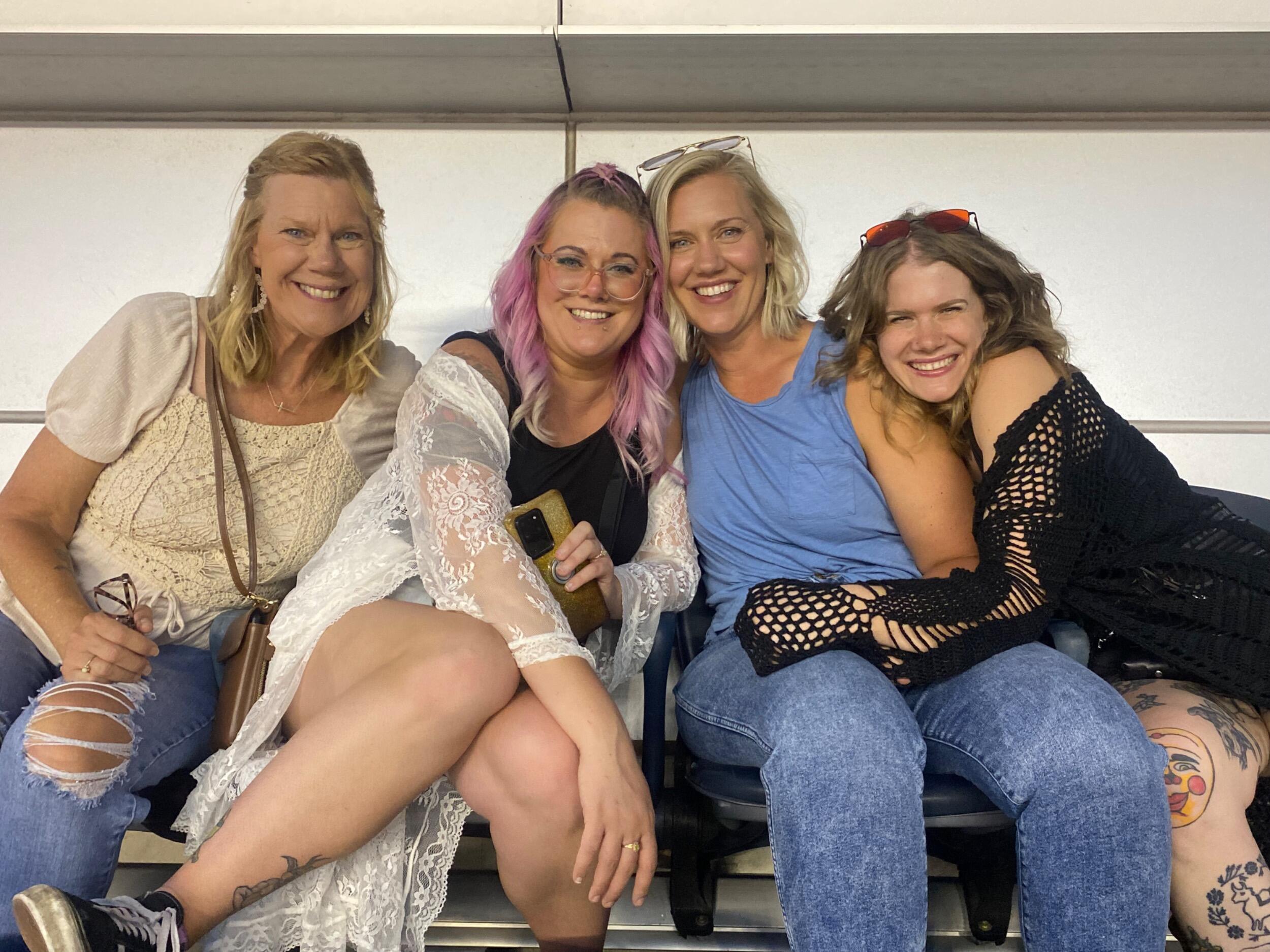 Picture of Mother, Angie, and Lizzi