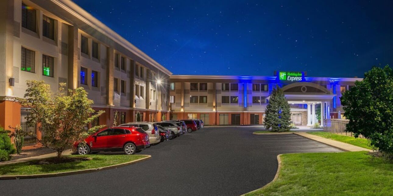 Picture of Holiday Inn Express Philadelphia NE - Bensalem by IHG