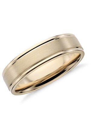 Blue Nile 46608 Gold Wedding Ring