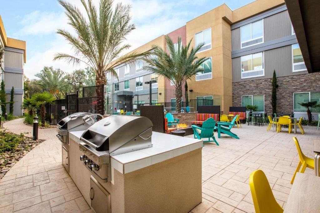 Picture of Home2 Suites by Hilton Carlsbad