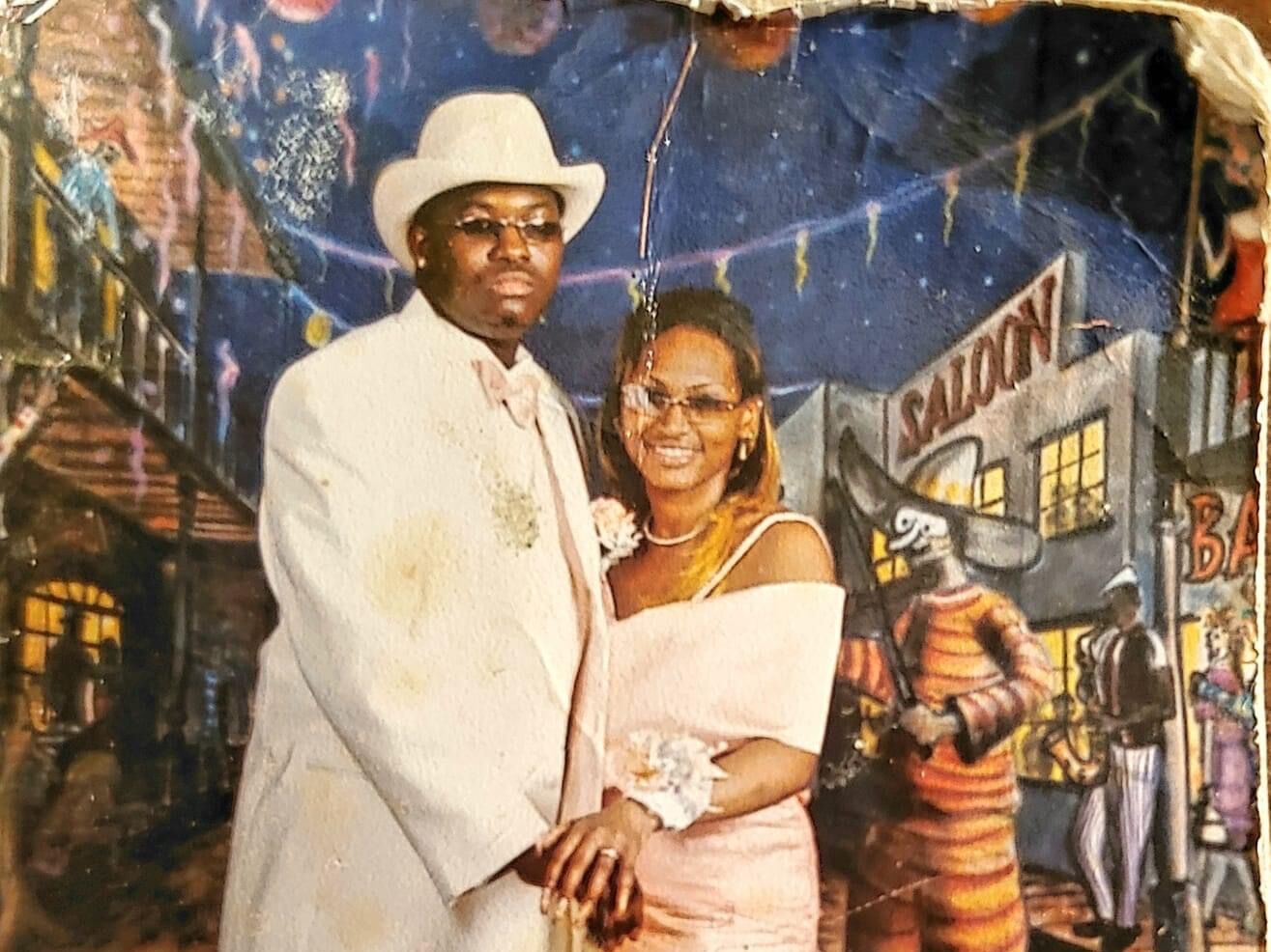 Picture of High School Sweethearts How It Began