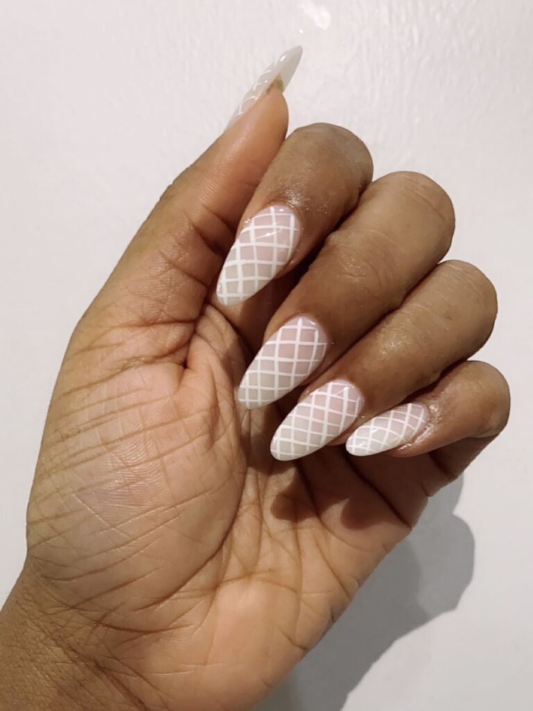 wedding nail ideas white lines
