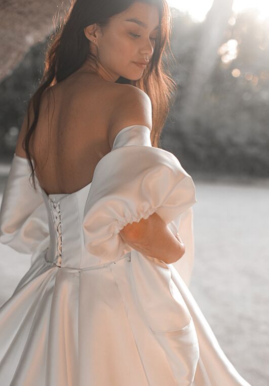 Olivia Bottega Mikado Wedding Dress Rosana with Detachable Train Ball Gown Wedding Dress - 4