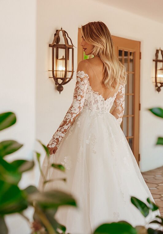 Stella York 8012 Ball Gown Wedding Dress - 4