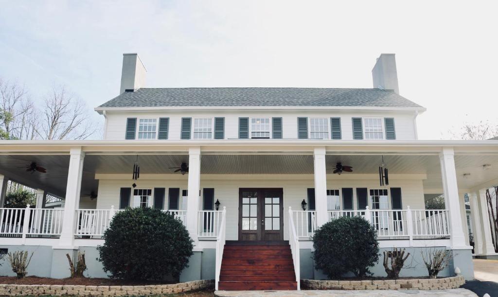 Picture of Dahlonega Resort and Vineyard