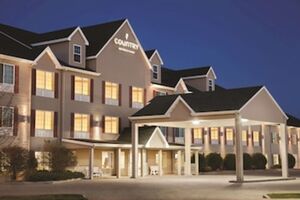 Picture of Country Inn & Suites by Radisson Bismarck ND