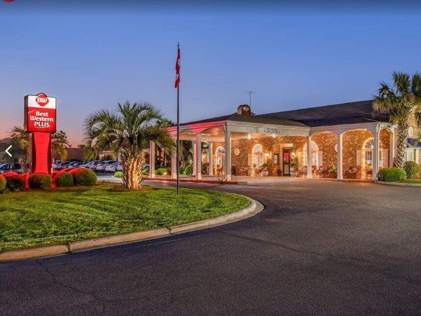 Picture of Best Western Plus Santee Inn (13 Miles from Lovely Hill Baptist Church)