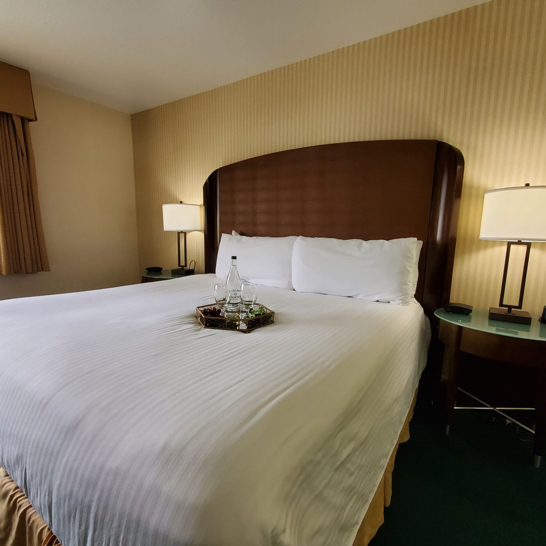 Picture of Rogue Regency Inn & Suites