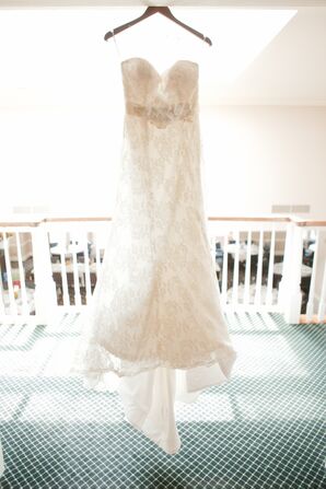Ivory Laced Wedding Dress with Belt