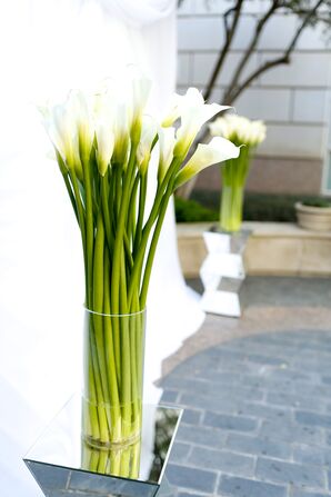 Modern White Calla Lily Decor