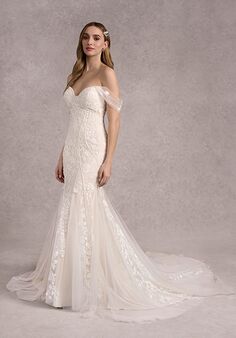 Adrianna Papell Platinum 31267 Sheath Wedding Dress