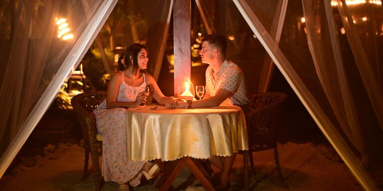 Shreya & Eli Home Page Banner