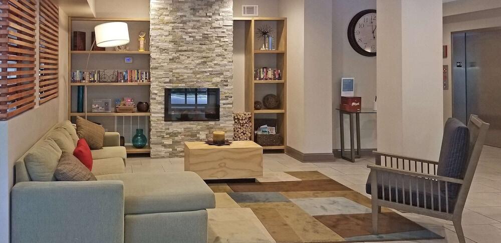 Picture of Country Inn & Suites by Radisson, Canton, GA
