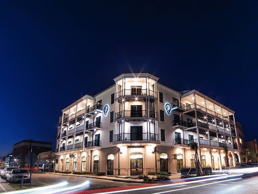 Picture of Pearl Hotel