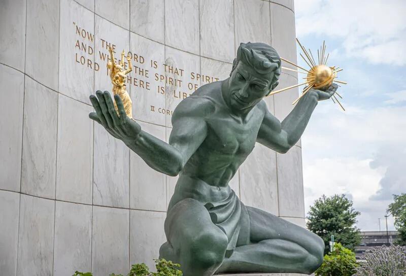 Picture of The Spirit of Detroit