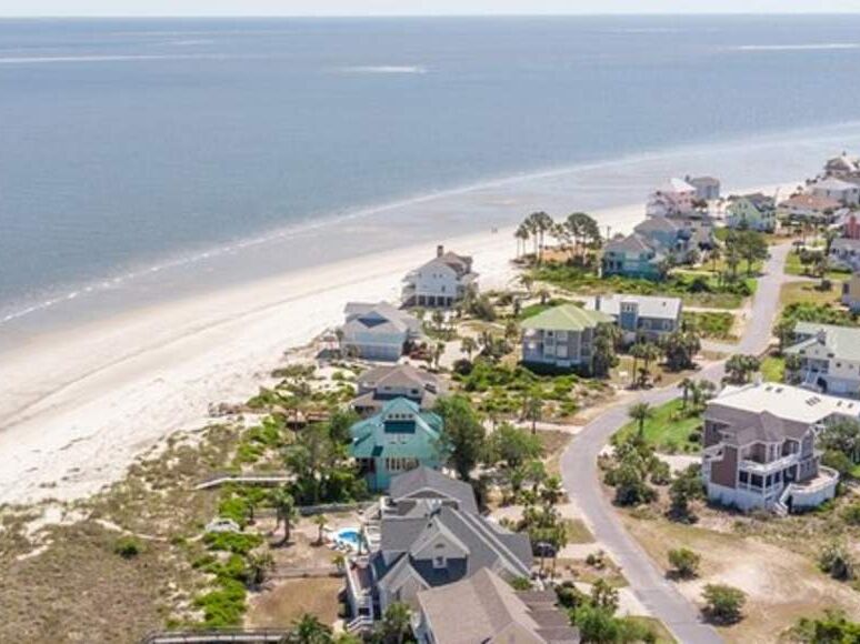 Picture of Harbor Island Rental Homes & Condos