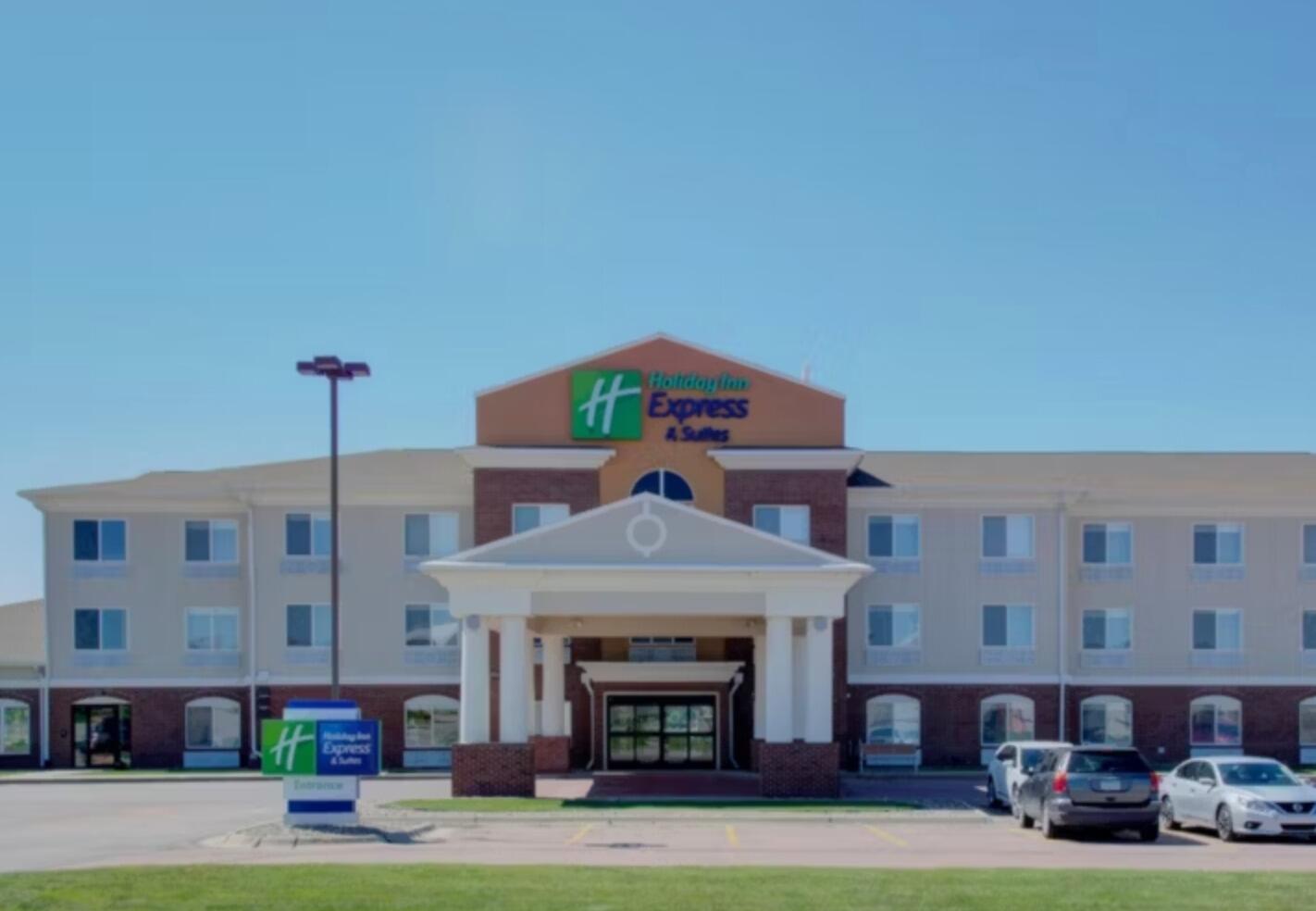 Picture of Holiday Inn Express & Suites Le Mars, an IHG Hotel