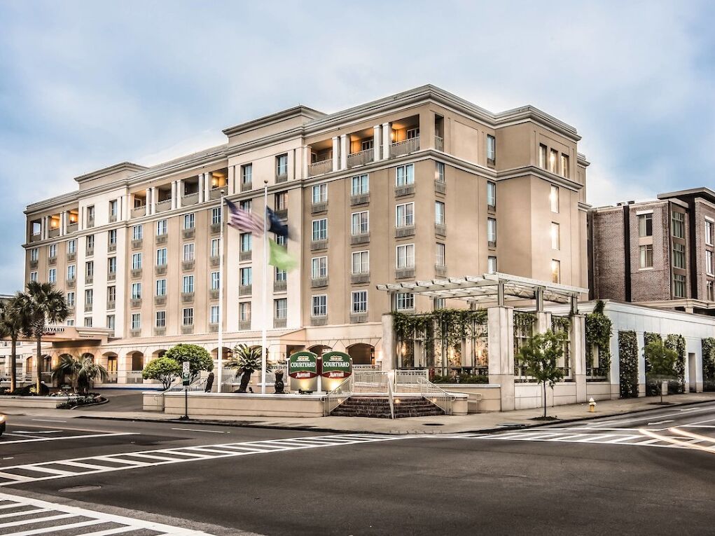 Picture of Courtyard by Marriott Charleston Historic District