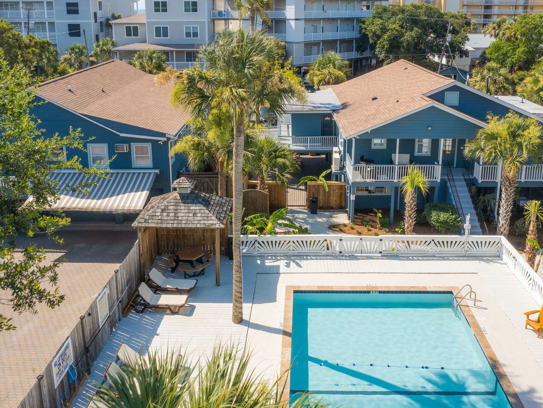 Picture of The Folliday Inn