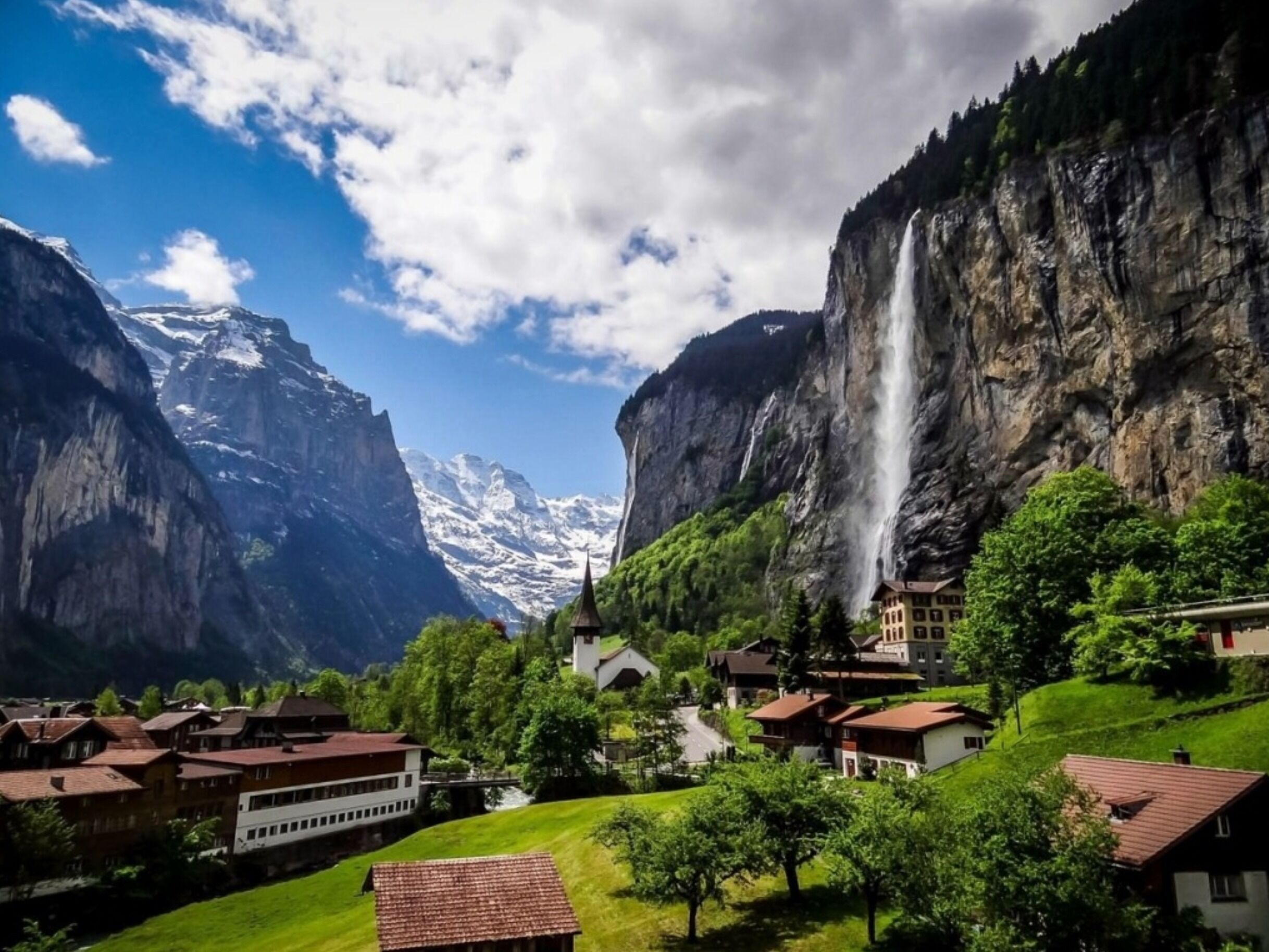 Picture of Lauterbrunnen Valley