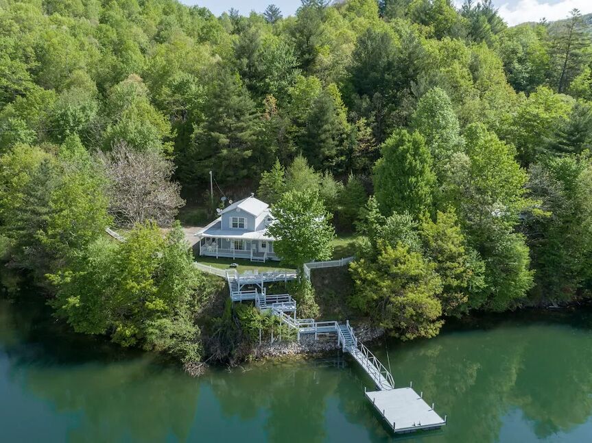 Picture of Waterfront Cottage