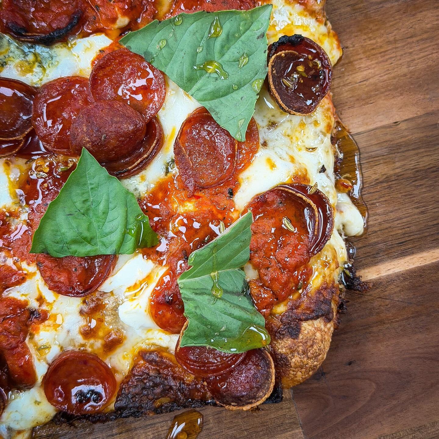 Picture of Nicky Slices Pizza