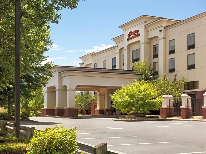Picture of Hampton Inn & Suites