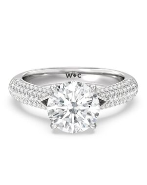 With Clarity Emerald, Round, Oval Cut Engagement Ring