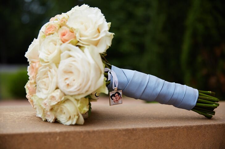 “One of my favorite details from the wedding was my dad's baby blue tie that was used to wrap my flower bouquet,” Maria says. “My dad passed away 10 years ago, and it meant so much to me to have a piece of him to hold on to while I walked down the aisle and married my husband.”