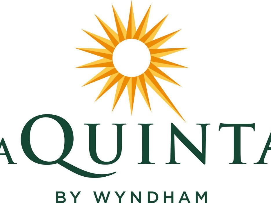 Picture of La Quinta Inn & Suites by Wyndham Tampa Brandon Regency Park